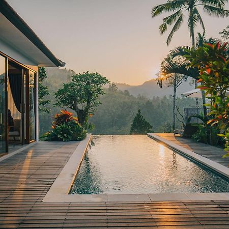 The Sidemen Villa Exterior photo
