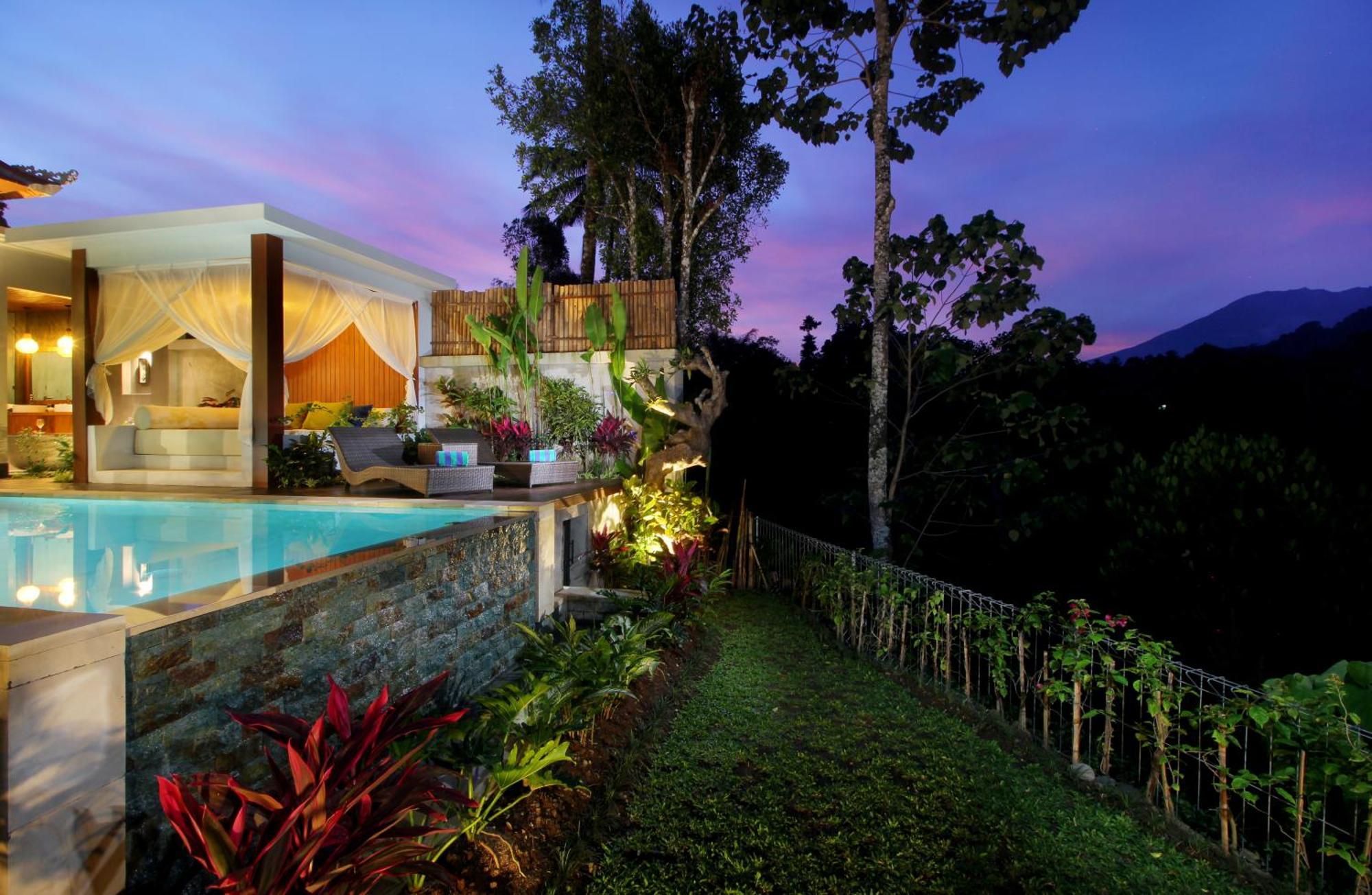 The Sidemen Villa Exterior photo