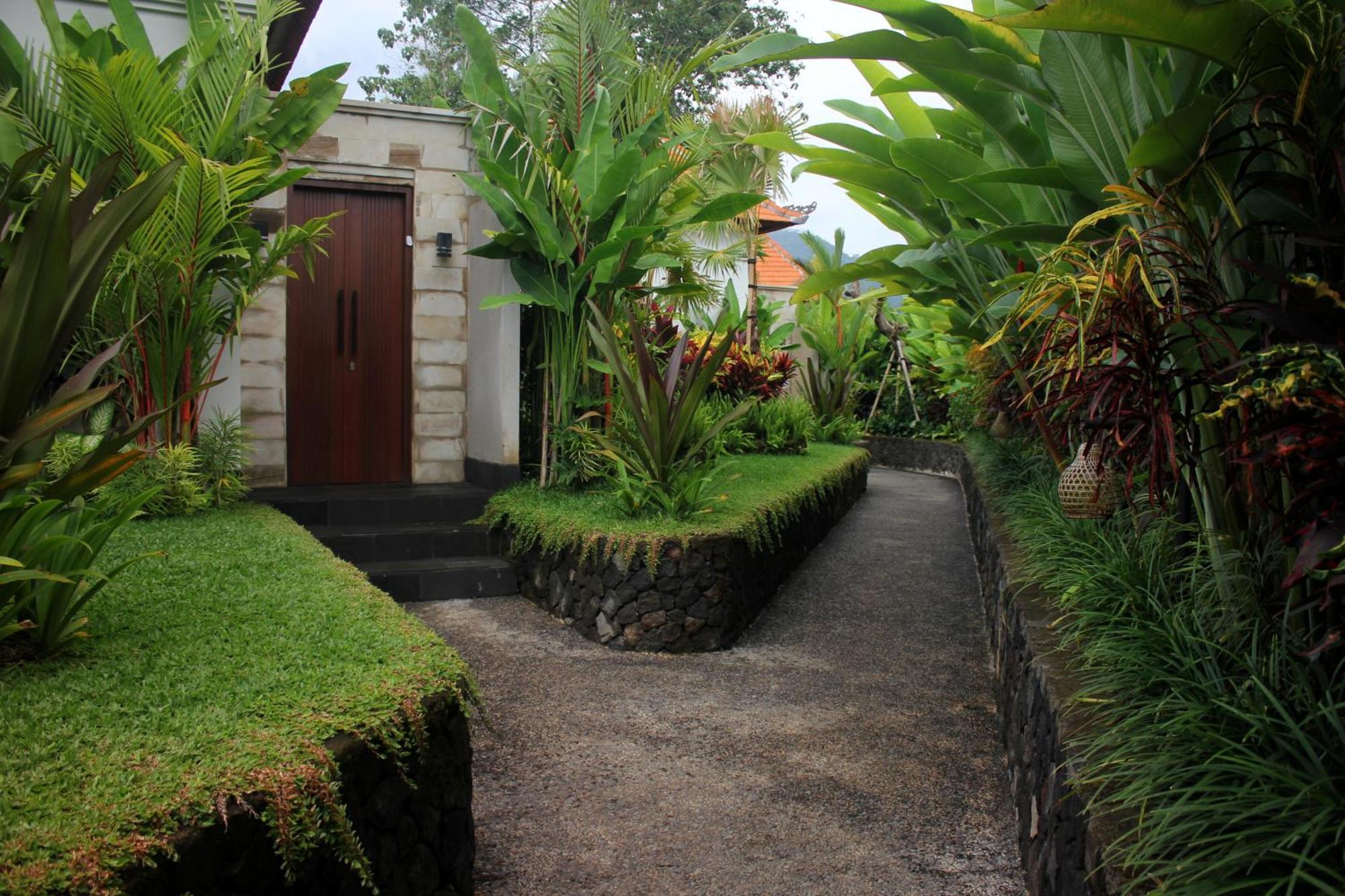 The Sidemen Villa Exterior photo