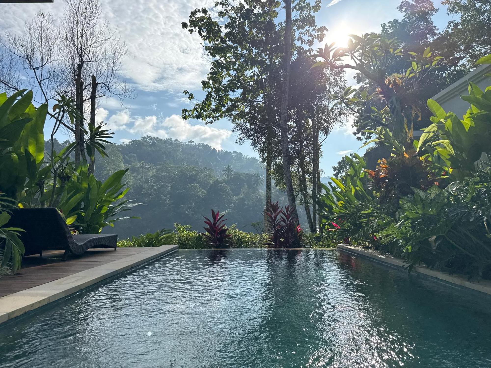 The Sidemen Villa Exterior photo