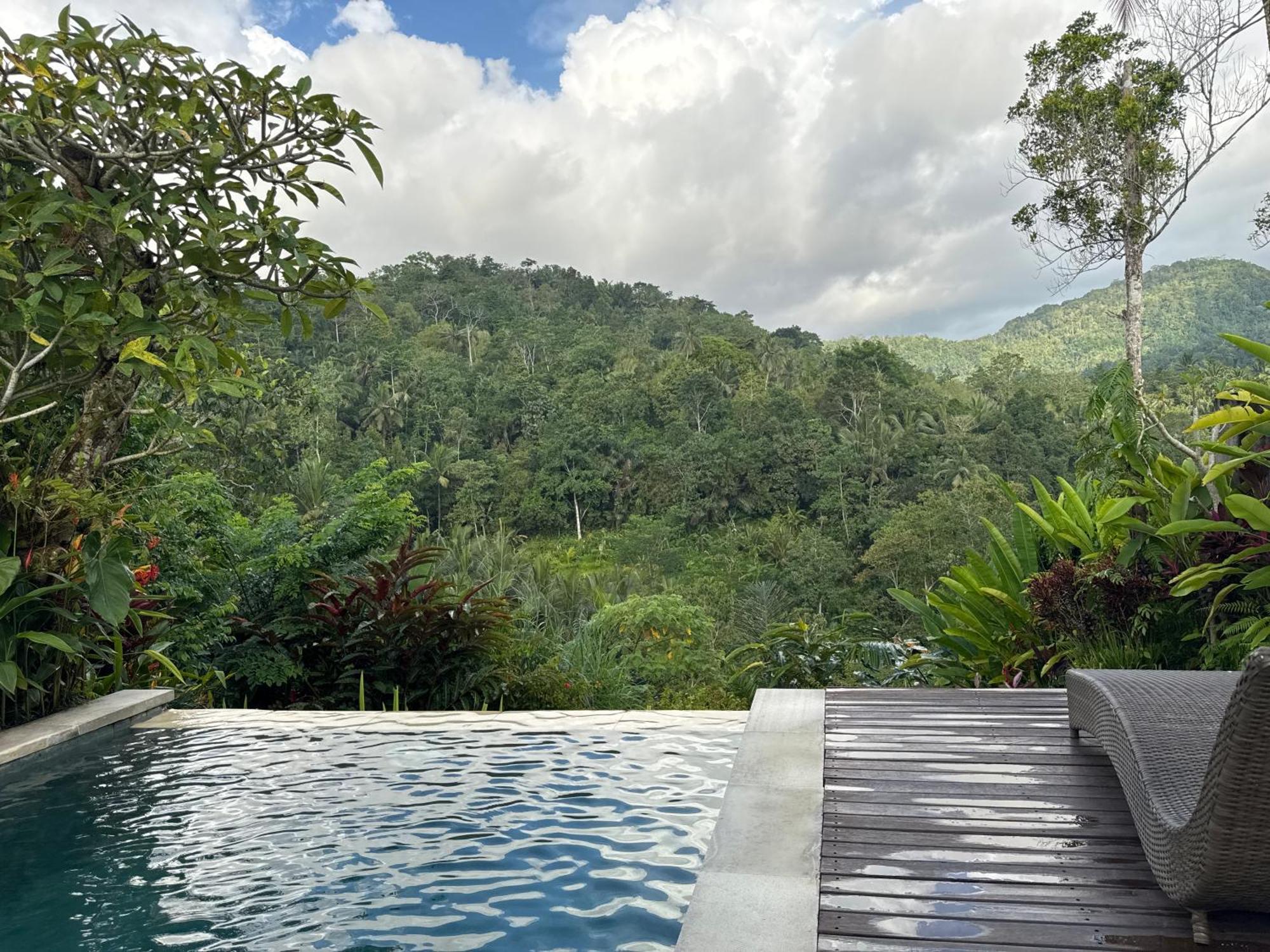 The Sidemen Villa Exterior photo