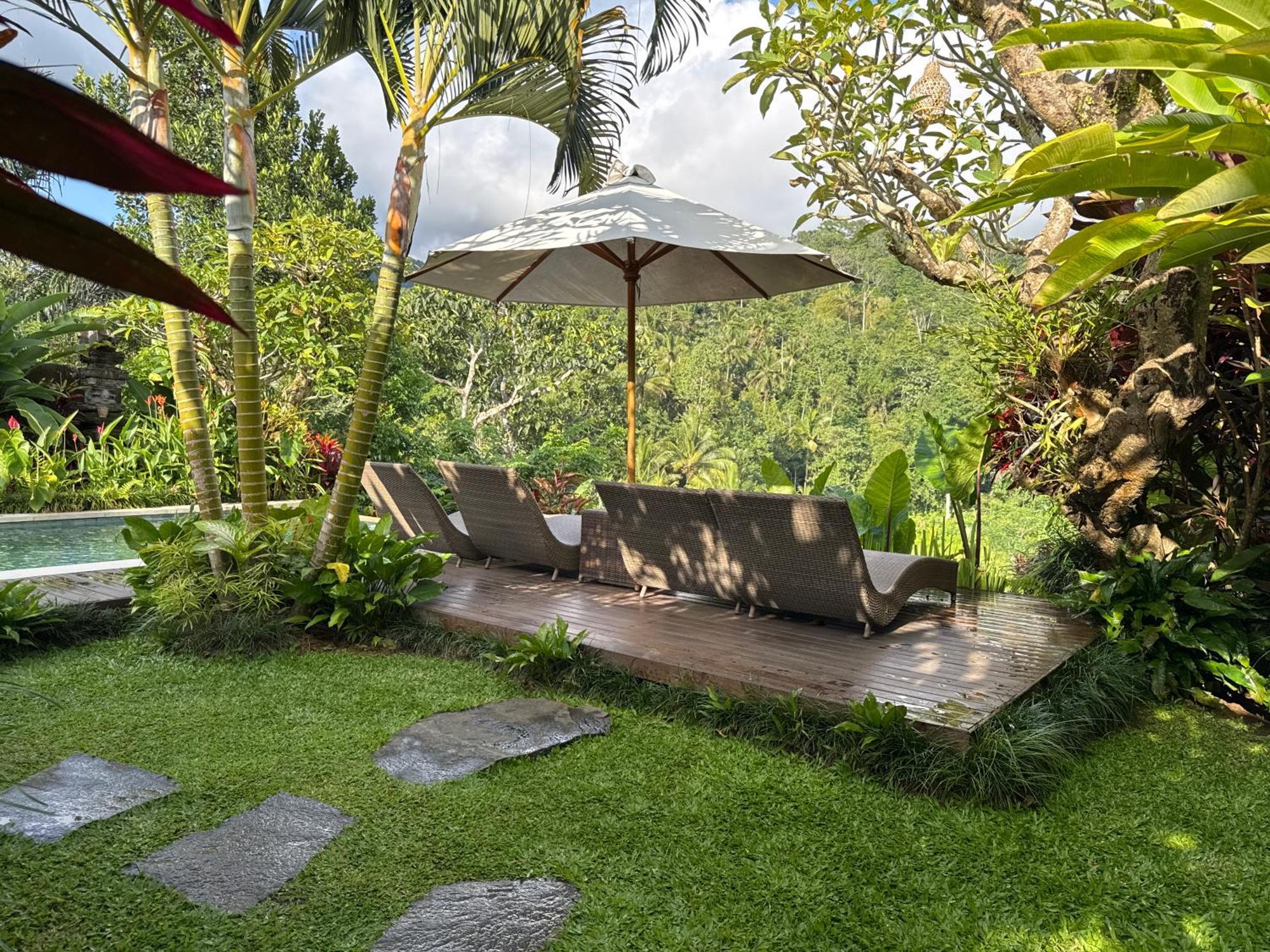 The Sidemen Villa Exterior photo