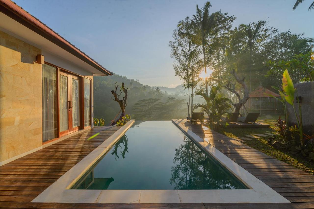 The Sidemen Villa Exterior photo